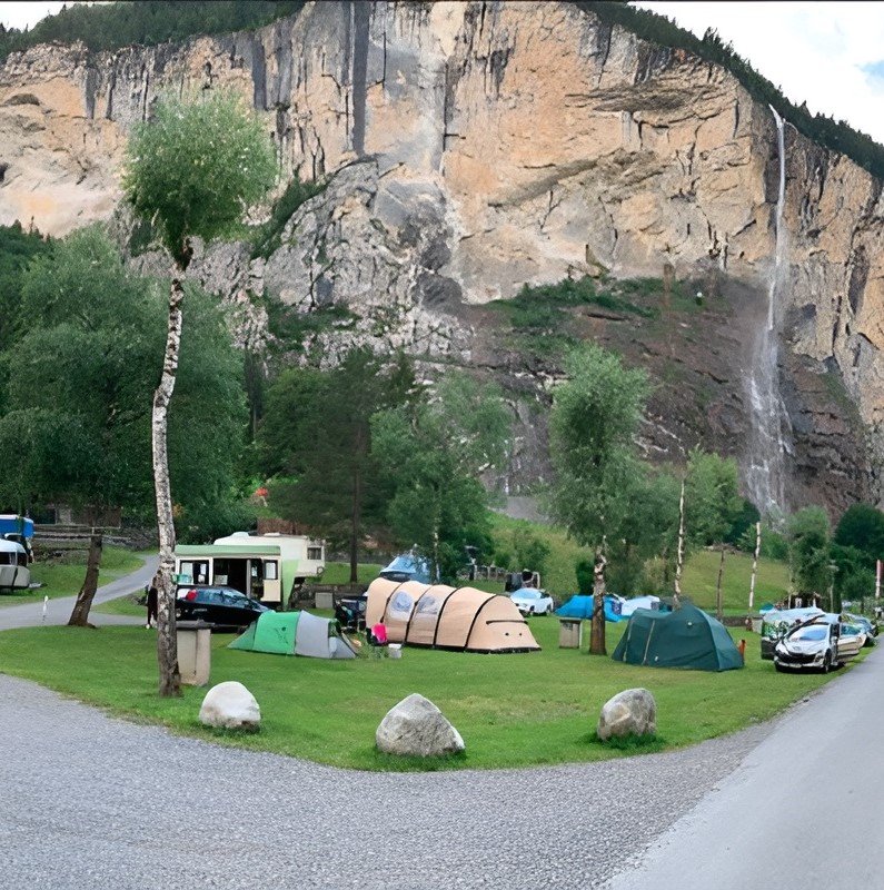 Camping-in-Jungfrau