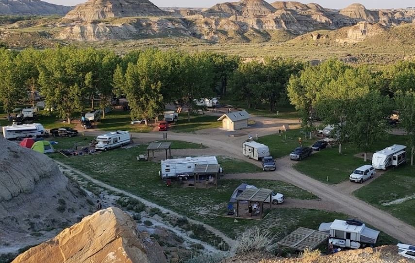 Dinosaur Provincial Park Camping