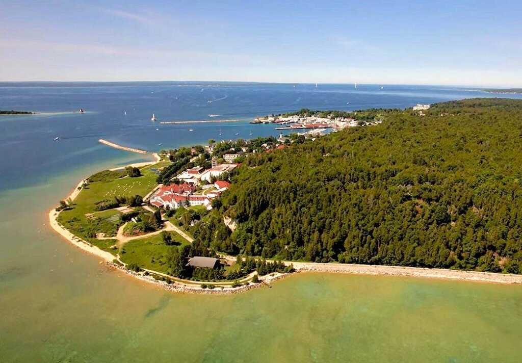 unique places to visit in Michigan