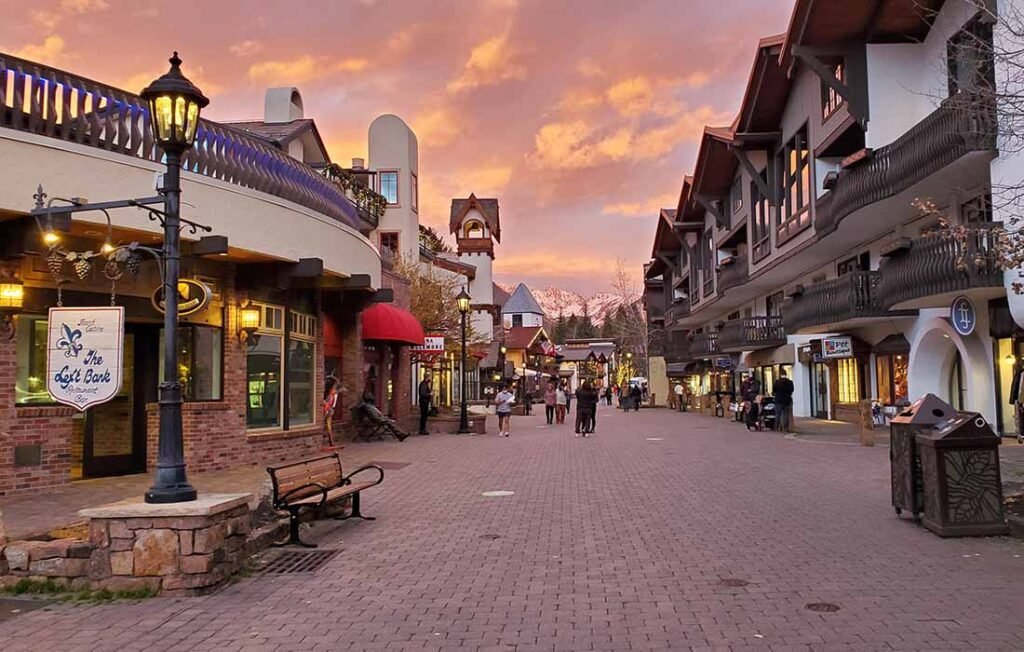Colorado_Mountain_Towns_Vail