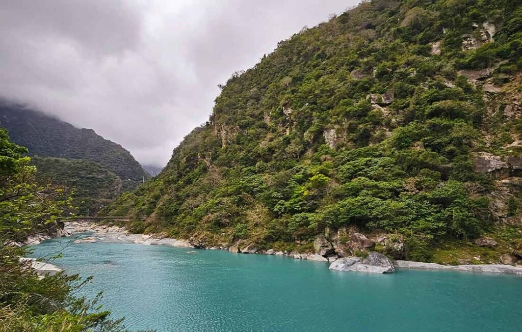 Taiwan_countryside_Taroko Gorge_1