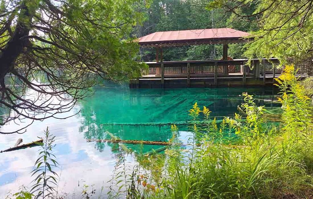 Kitch-iti-kipi Mirror of Heaven