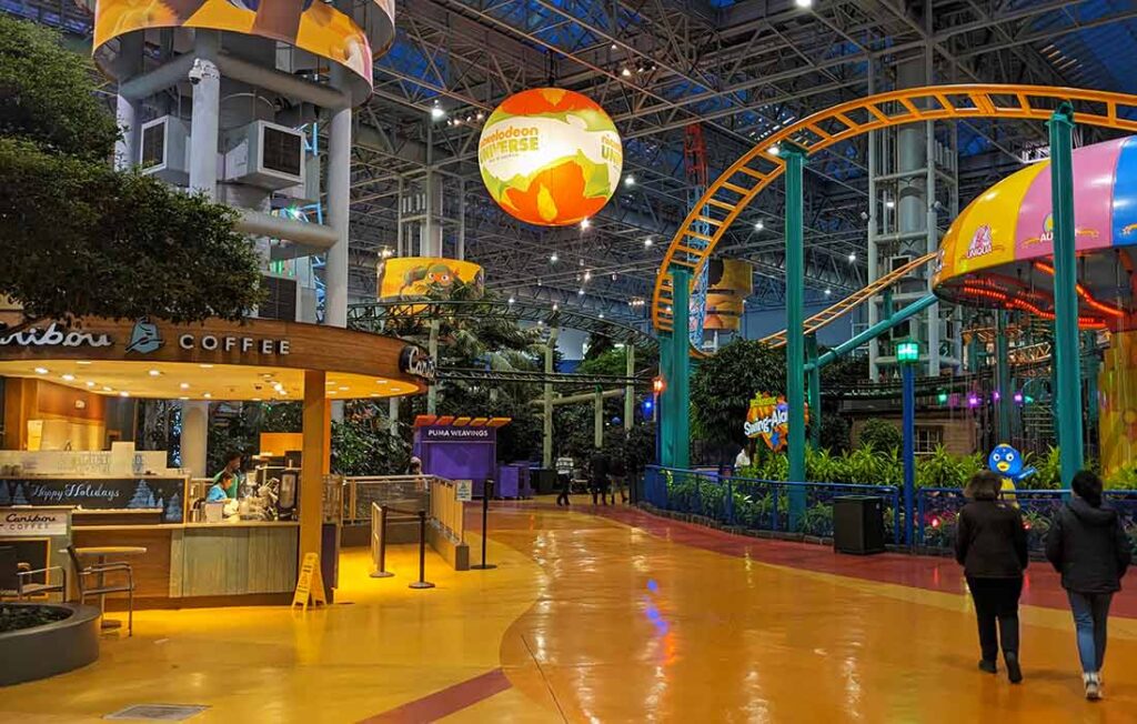 Largest Malls in the World - Mall of America